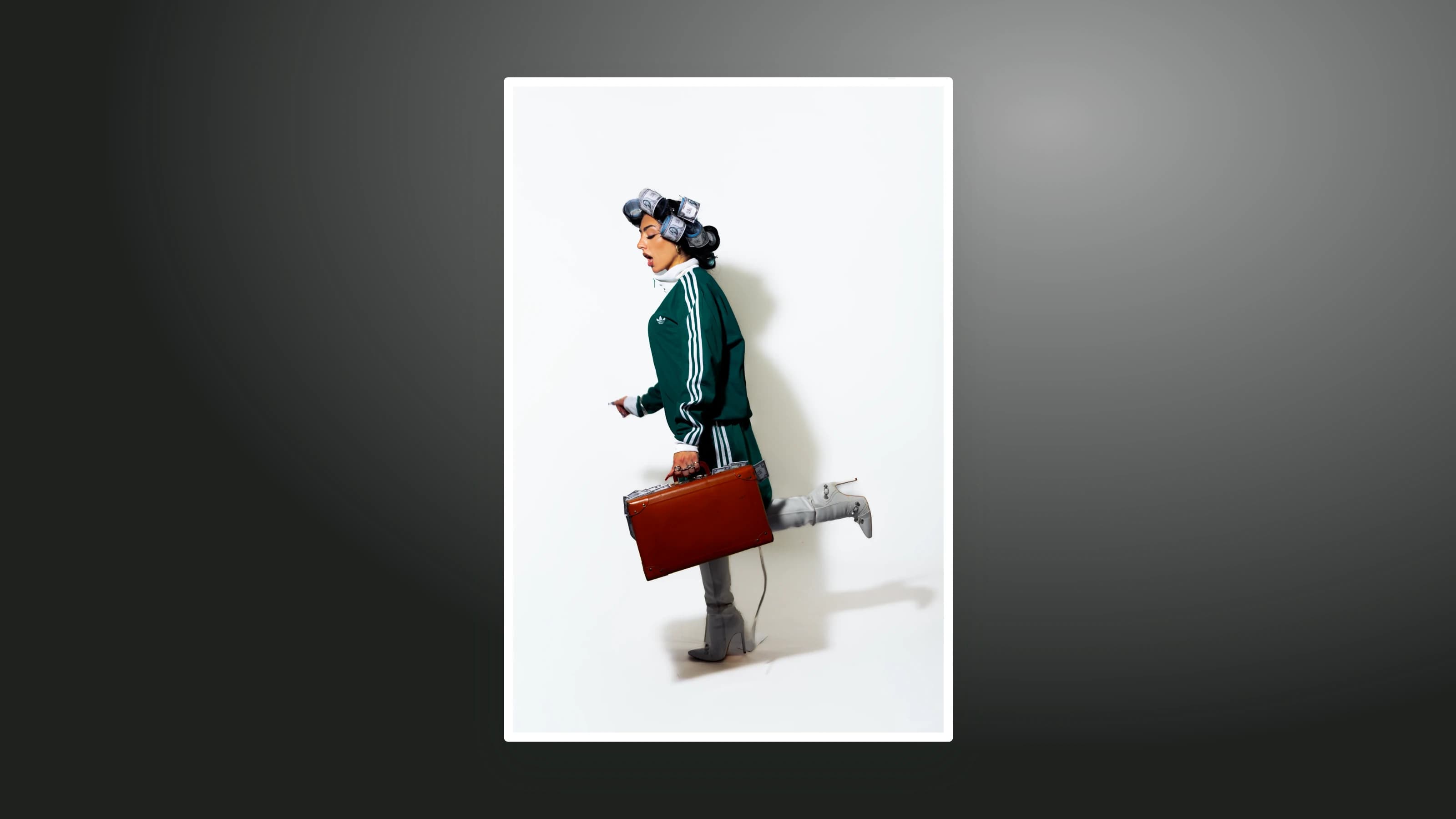 Riri2k — BLING BLING · photographic series